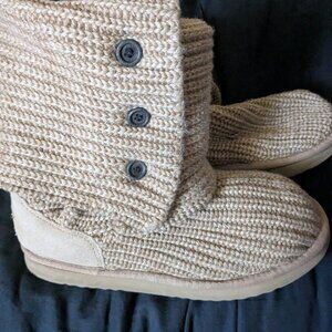 Uggs boots- tan/beige-size 8